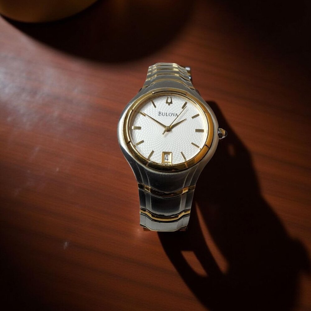 Vintage Womens Peugeot Quartz Water Resistant Gold,Silver Tone Watch